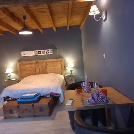 Les Chambres De La Cour Arsimont Buitenkant foto